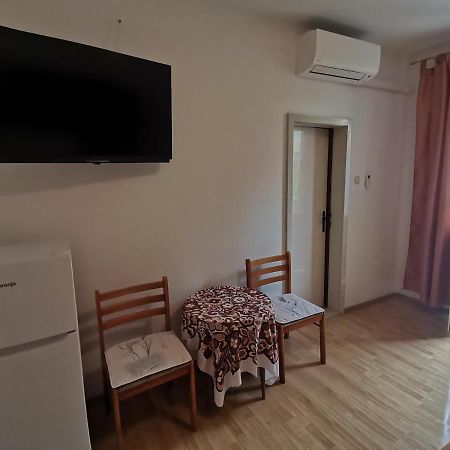Apartmani Skaric Lopar Esterno foto