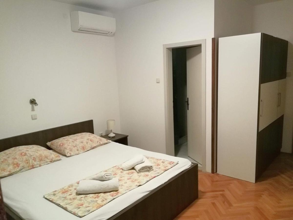 Apartmani Skaric Lopar Esterno foto